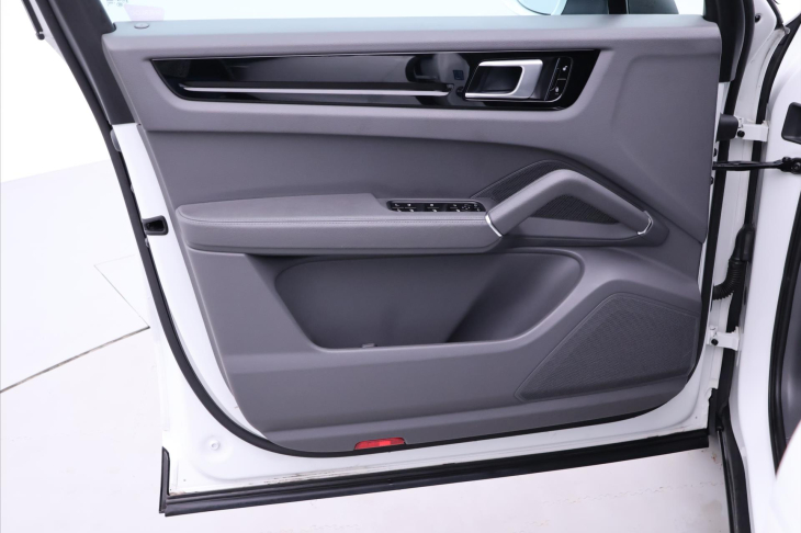 Porsche Cayenne 3,0 Tiptronic 250kW CZ DPH