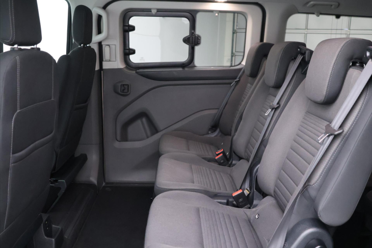 Ford Tourneo Custom 2,0 TDCi Titanium L2 CZ DPH