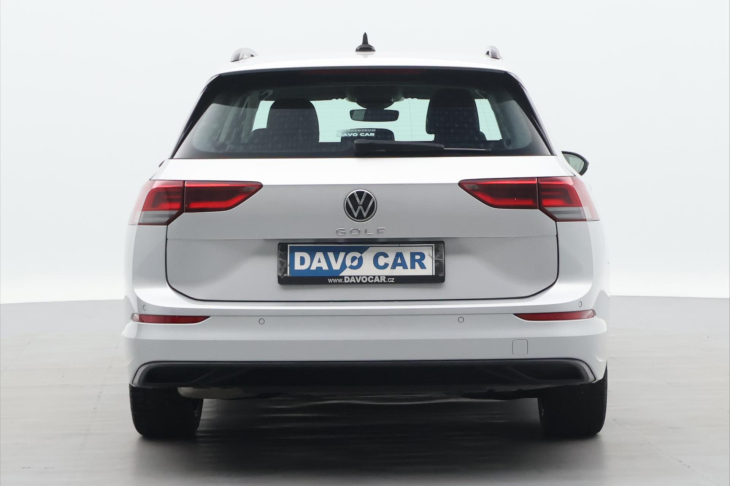 Volkswagen Golf 1.5 TSI EVO 110kW Life DPH CZ