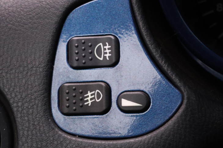 Alfa Romeo Spider 2,0 TwinSpark 16V 110kW Klima