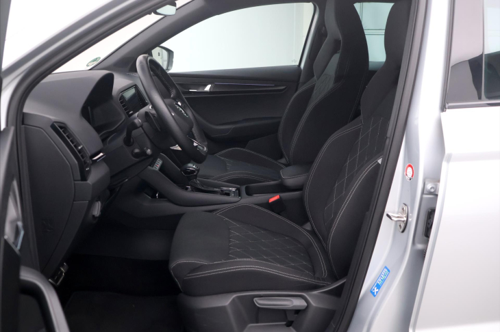 Škoda Karoq 2,0 TSI 140kW 4x4 Sportline DPH