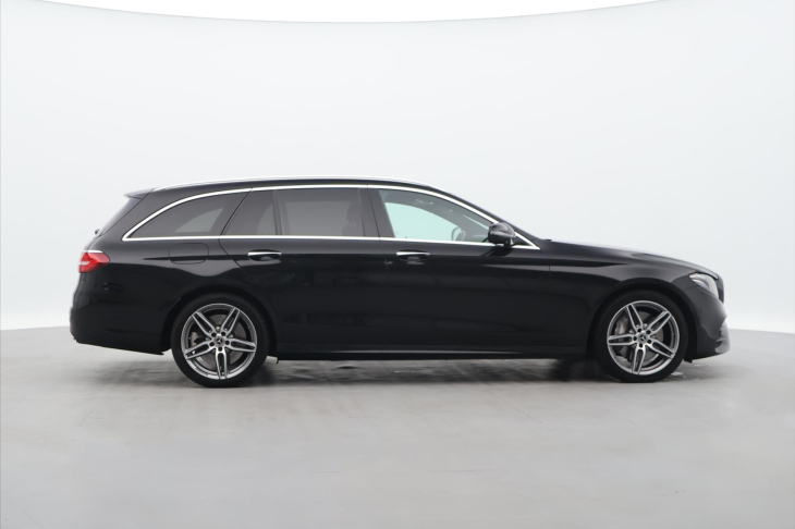 Mercedes-Benz Třídy E 3,0 450 270 kW 4Matic AMG CZ