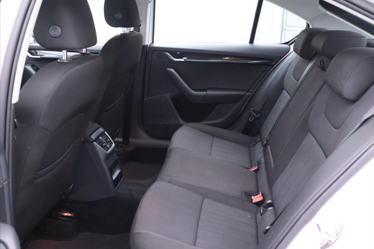 Škoda Octavia 1,4 TSI 110kW DSG Style CZ