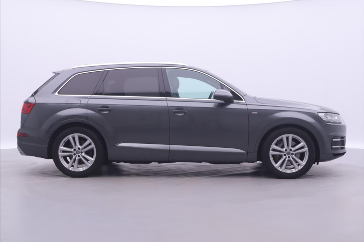 Audi Q7 3,0 TDI S-line 7-Míst CZ DPH