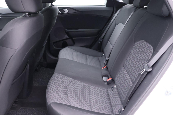 Kia Ceed 1,5 T-GDI 118kW Exclusi CZ DPH