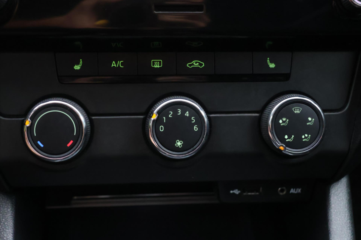 Škoda Octavia 1,6 TDI 85kW Ambition CZ