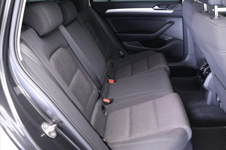 Volkswagen Passat 2,0 TDI 110kW Comfortline Navi