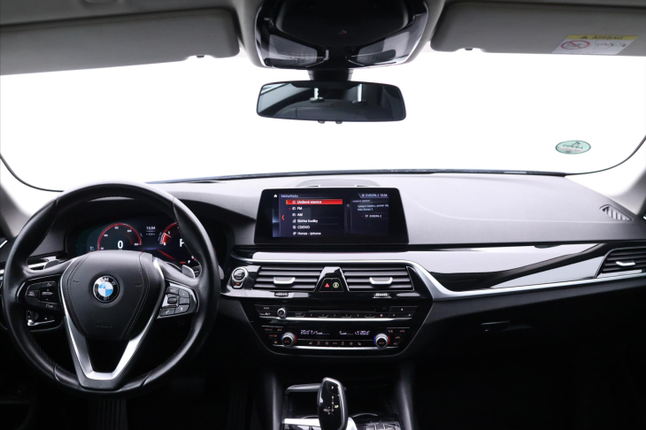 BMW Řada 5 2,0 520d 140 kW CZ DPH 1.Maj.