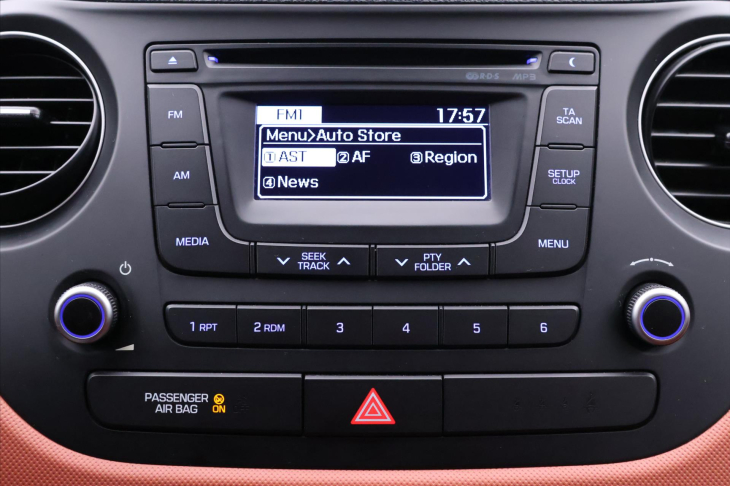 Hyundai i10 1,0 i 48kW CZ Klima Serv.Kniha