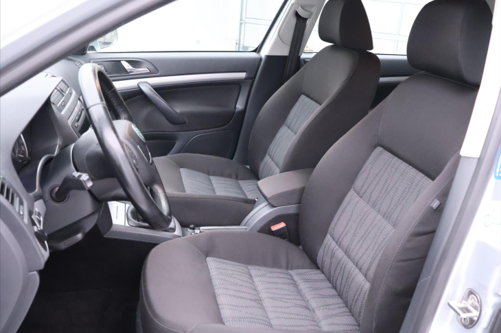 Škoda Octavia 2,0 TDI 103kW Elegance CZ