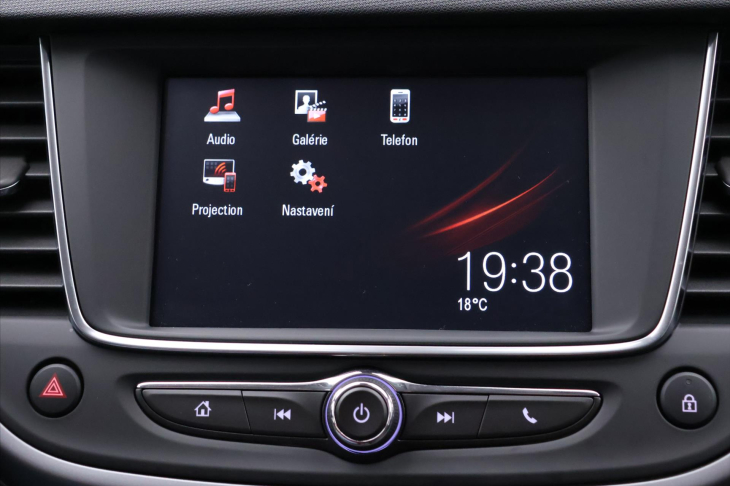 Opel Crossland X 1,2 T 81kW Aut.klima CZ