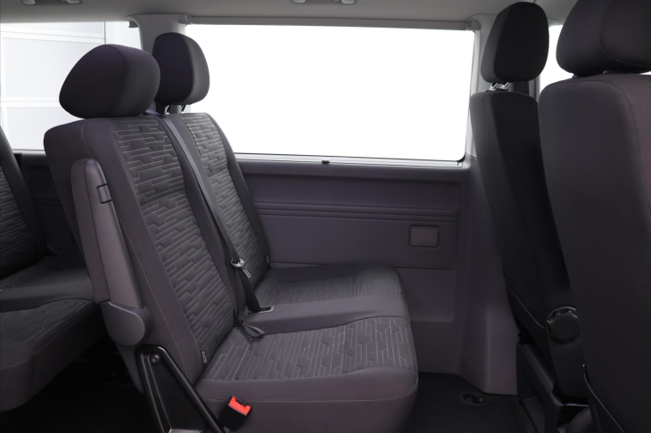 Volkswagen Caravelle 2,0 TDI 150kW DSG L2 9Míst DPH