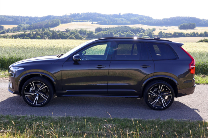 Volvo XC90 2,0 B5 AWD Ultimate Dark 7-Míst