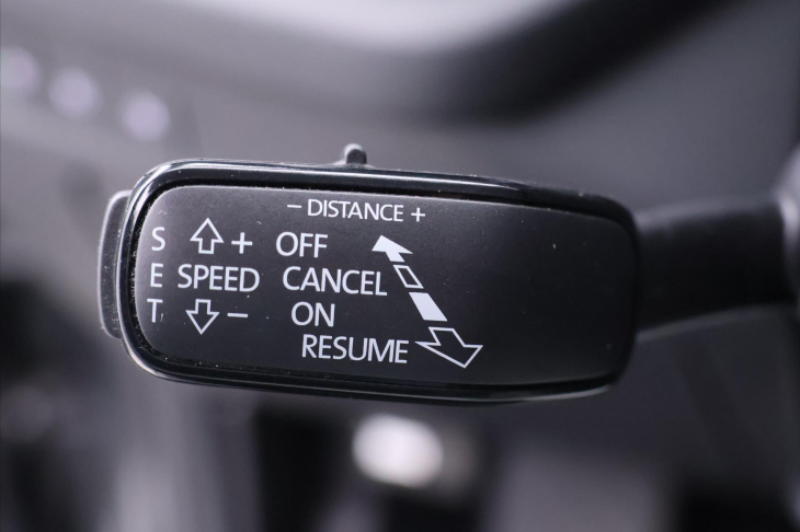 Škoda Octavia 2,0 TDI 110kW DSG Matrix DPH