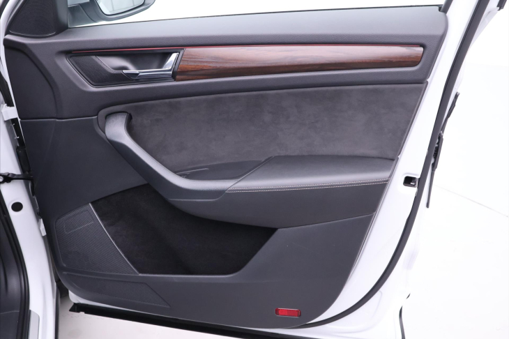 Škoda Kodiaq 2,0 TDI 147kW DSG Scout 4x4 CZ