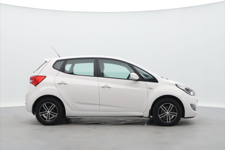 Hyundai ix20 1,4 i 66kW Trikolor Klima CZ