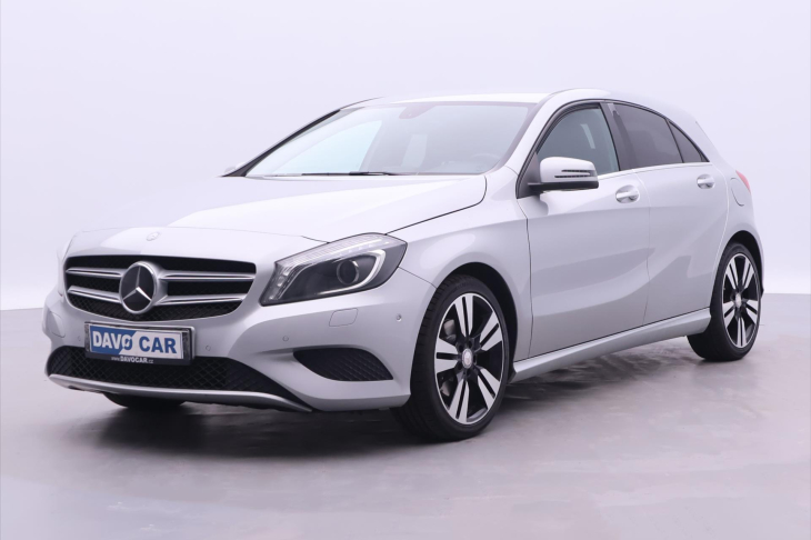 Mercedes-Benz Třídy A 1,6 180i 90kW CZ Sport Xenon