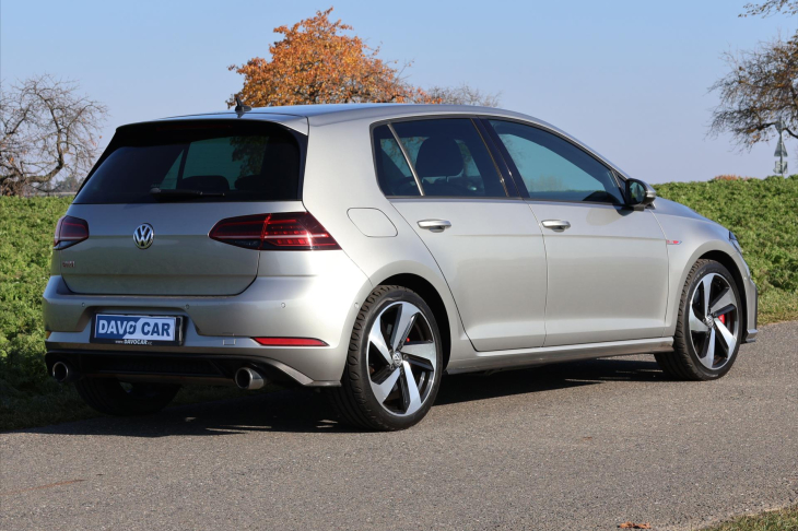 Volkswagen Golf 2,0 GTI 180kW DSG Performance