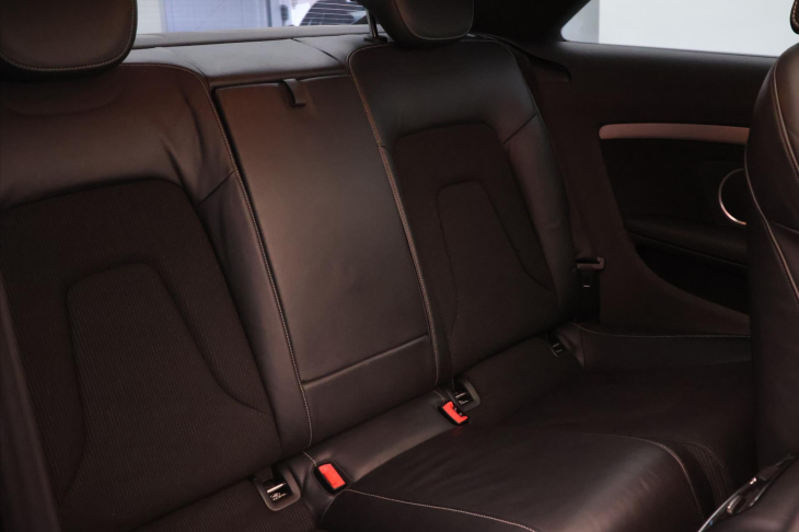 Audi A5 2,7 TDI 140kW S-Line Bang&Olufsen