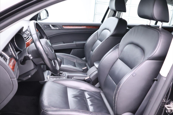 Škoda Superb 1,4 TSI Elegance Navi 1.Maj.