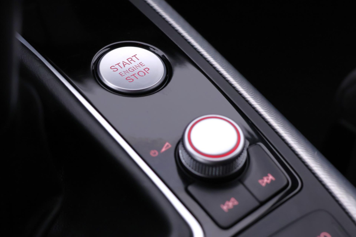 Audi A6 Avant 3,0 TDI 200 kW Quattro S-tronic