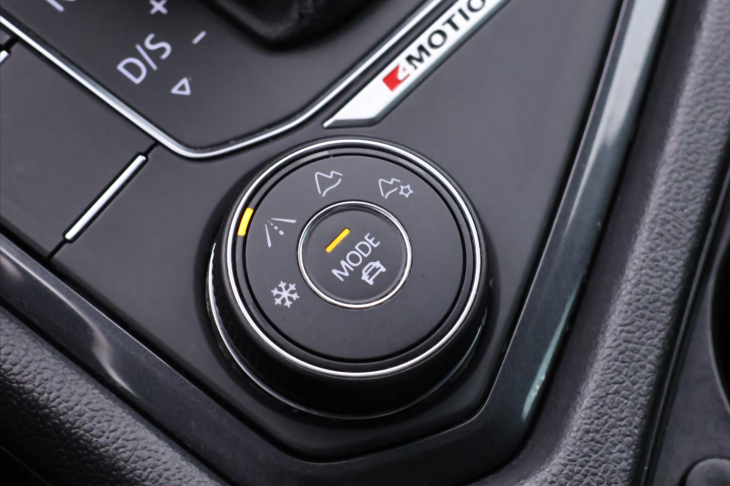 Volkswagen Tiguan 2,0 TDI 176kW Highline DPH CZ