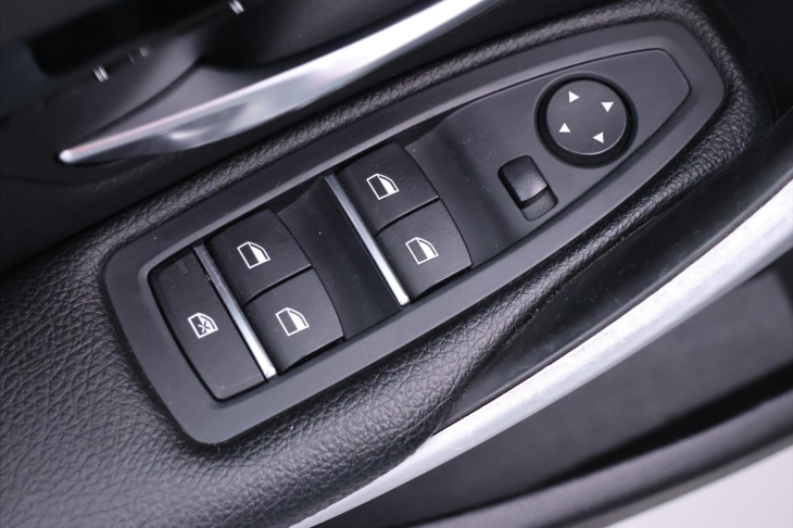 BMW Řada 3 1,5 318i Aut. M-Sport Shadow