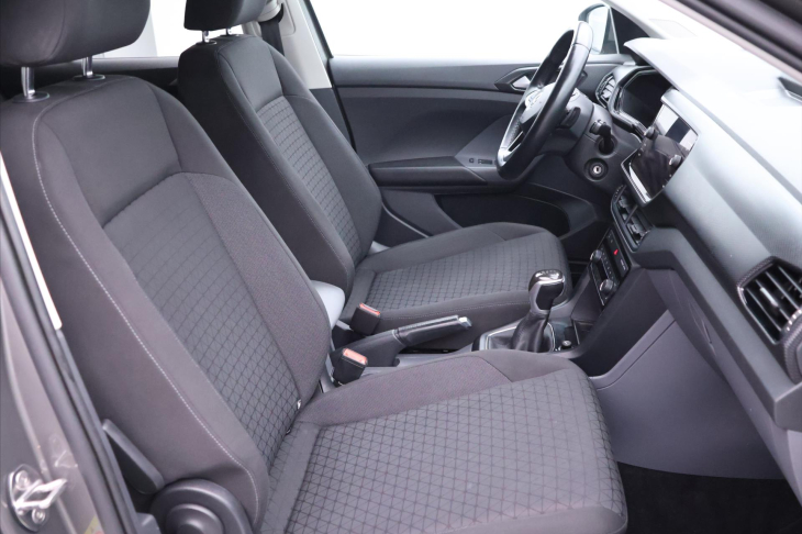 Volkswagen T-Cross 1,0 TSI DSG R-Line 1.Maj LED