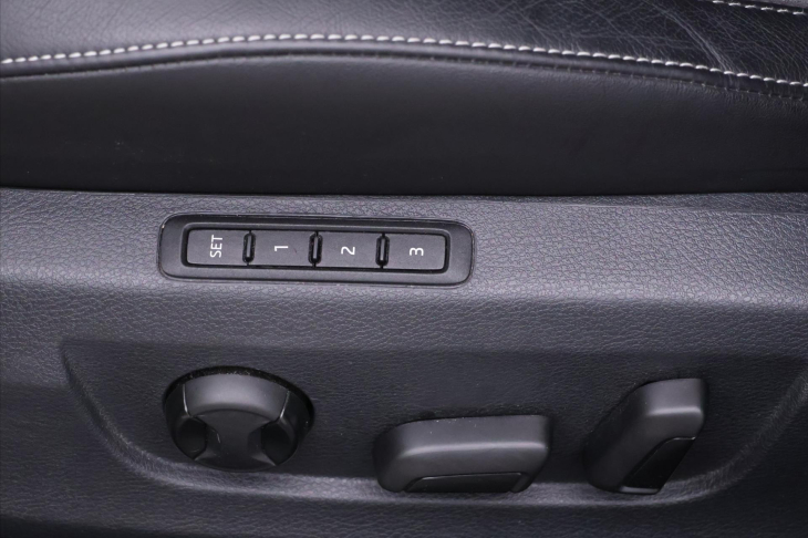 Škoda Superb 2,0 TDI 147kW DSG Sportline DPH