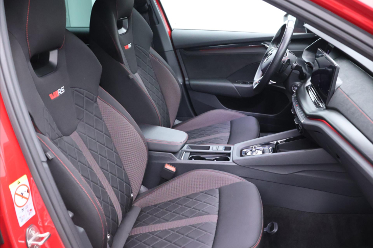 Škoda Octavia 2,0 TDI RS 147kW DSG 4X4 CZ