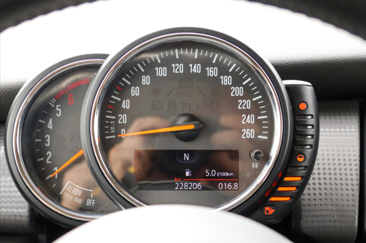 Mini One 1,5 D Salt Business 1.Maj.