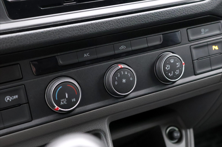 Volkswagen Crafter 2,0 TDI 130kW CZ Dílna DPH