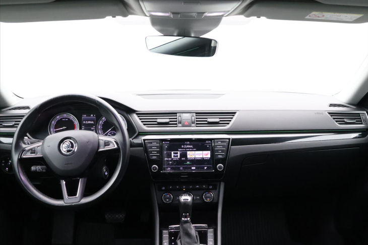 Škoda Superb 2.0 TSI 206kW DSG CZ L&K