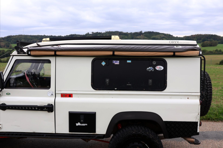 Land Rover Defender 2,5 110 Hard Top