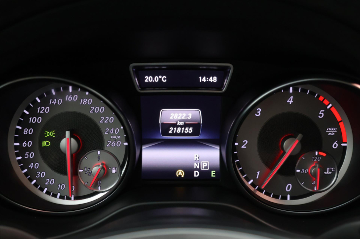 Mercedes-Benz CLA 2.1 200CDi 100kW Aut. Xenon