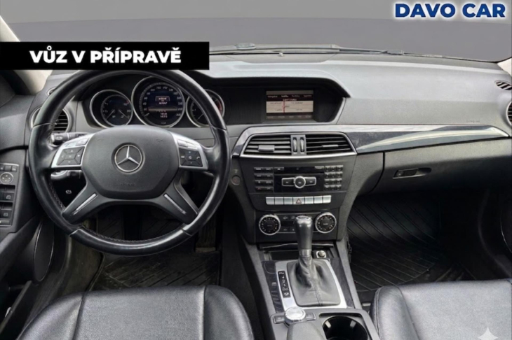 Mercedes-Benz Třídy C 2,1 88 kW BlueEfficiency Aut 180 CDI