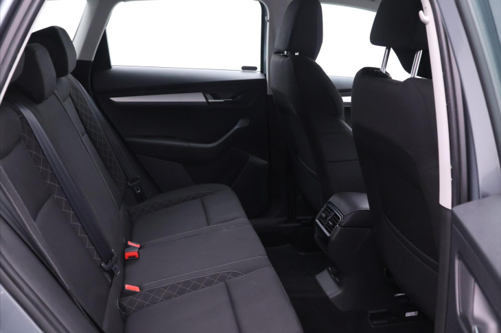 Škoda Karoq 1,5 TSI 110kW DSG CZ Navi LED