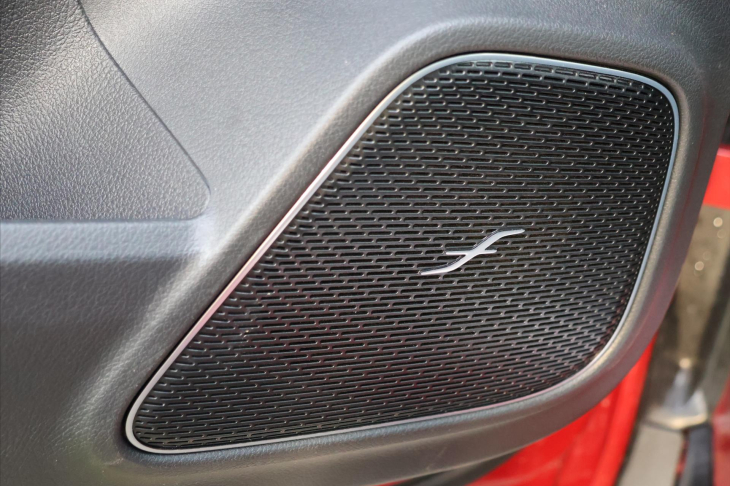 Mercedes-Benz GLB 2,0 220 4Matic AMG Premium