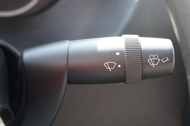 Peugeot Boxer 2,2 HDi 88kW L4H3 CZ 8 palet