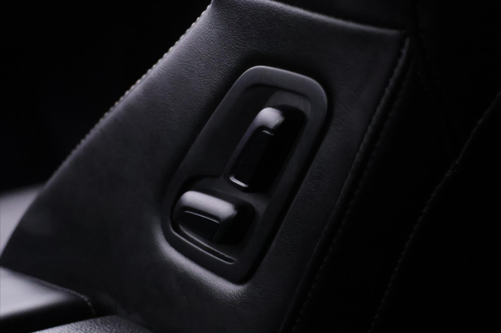 Škoda Superb 2,0 TDI 110kW DSG L&K DPH CZ