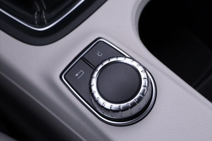 Mercedes-Benz Třídy B 1,6 180 90kW Aut.klima Navi