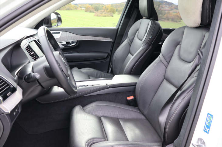 Volvo XC90 2,0 228kW T8 AWD Ultimate Bright