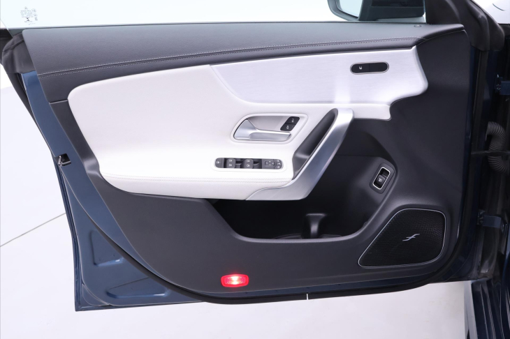 Mercedes-Benz CLA 2,0 35 AMG 225kW 4MATIC DPH CZ