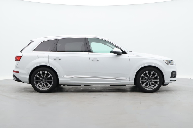 Audi Q7 3,0 TDI 210kW Qattro CZ DPH