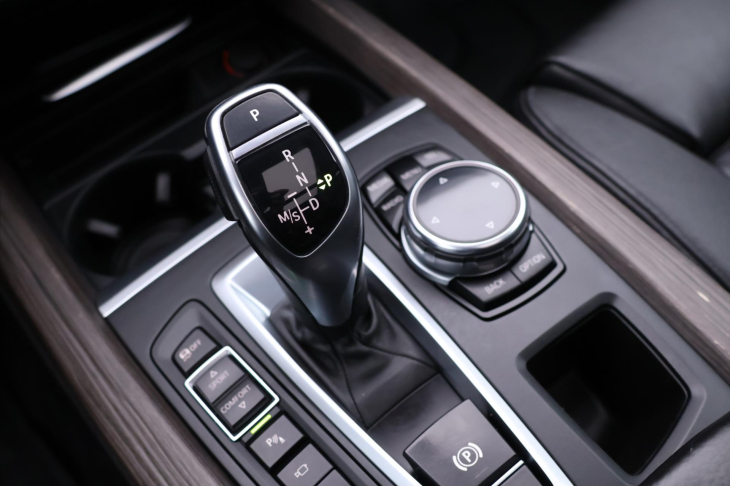 BMW X5 3,0 40d xDrive M Paket CZ DPH