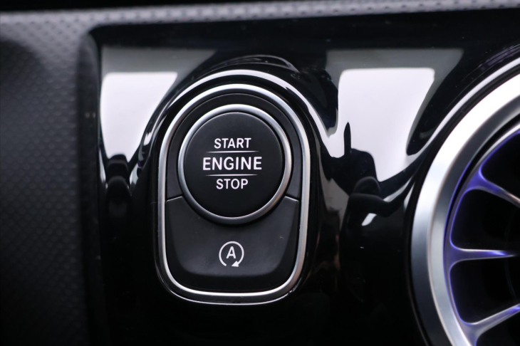 Mercedes-Benz CLA 2,0 200d 110kW 4Matic CZ