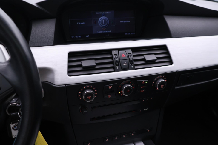 BMW M5 5,0 373kW Kůže Klima. Navigace