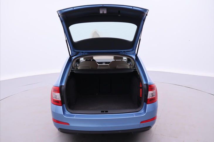 Škoda Octavia 2,0 TDI 110KW Elegance CZ