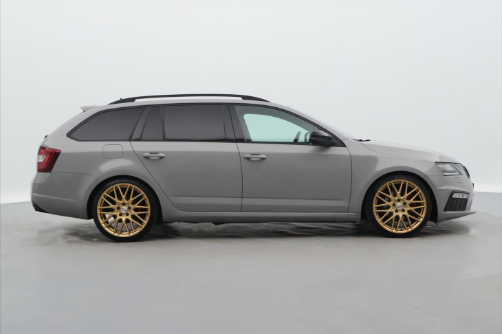 Škoda Octavia 2,0 TDI 135kW LED Navigace RS