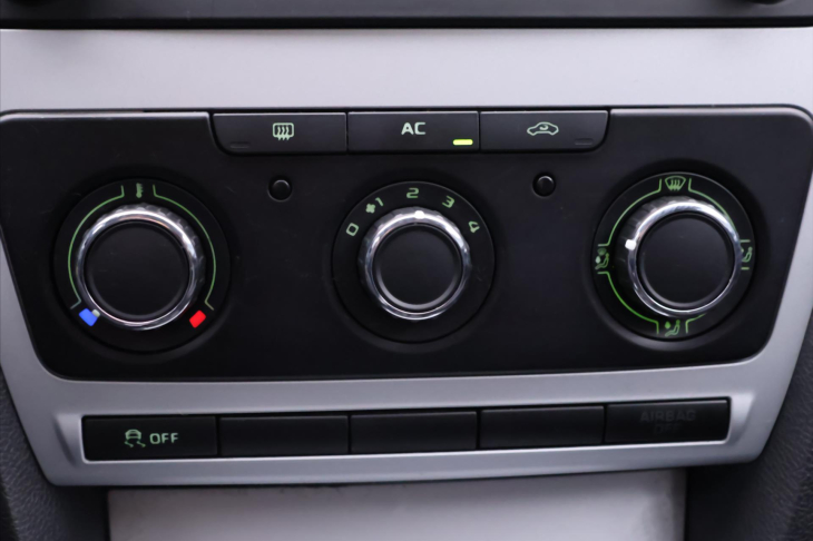 Škoda Octavia 2,0 TDI 103kW CZ Serv.Kniha